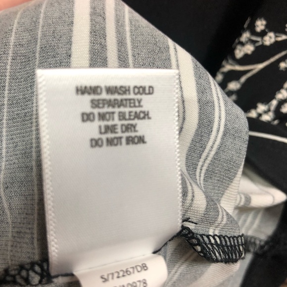 Roz & Ali Black/Pink/White Floral Sheath Dress - Picture 13 of 16